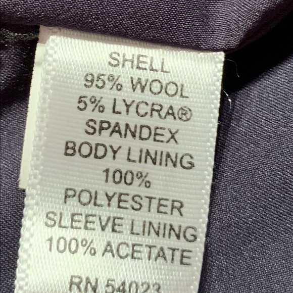 Banana Republic Navy Blazer - Picture 6 of 6